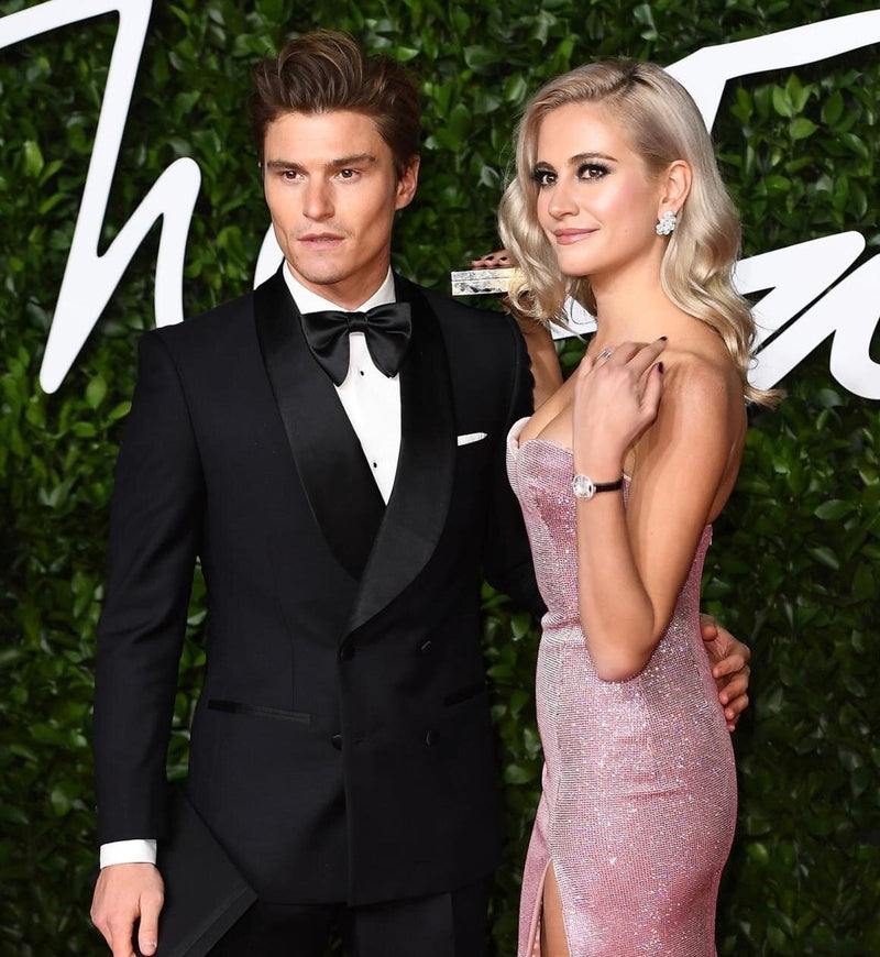 Oliver Cheshire Tuxedo 